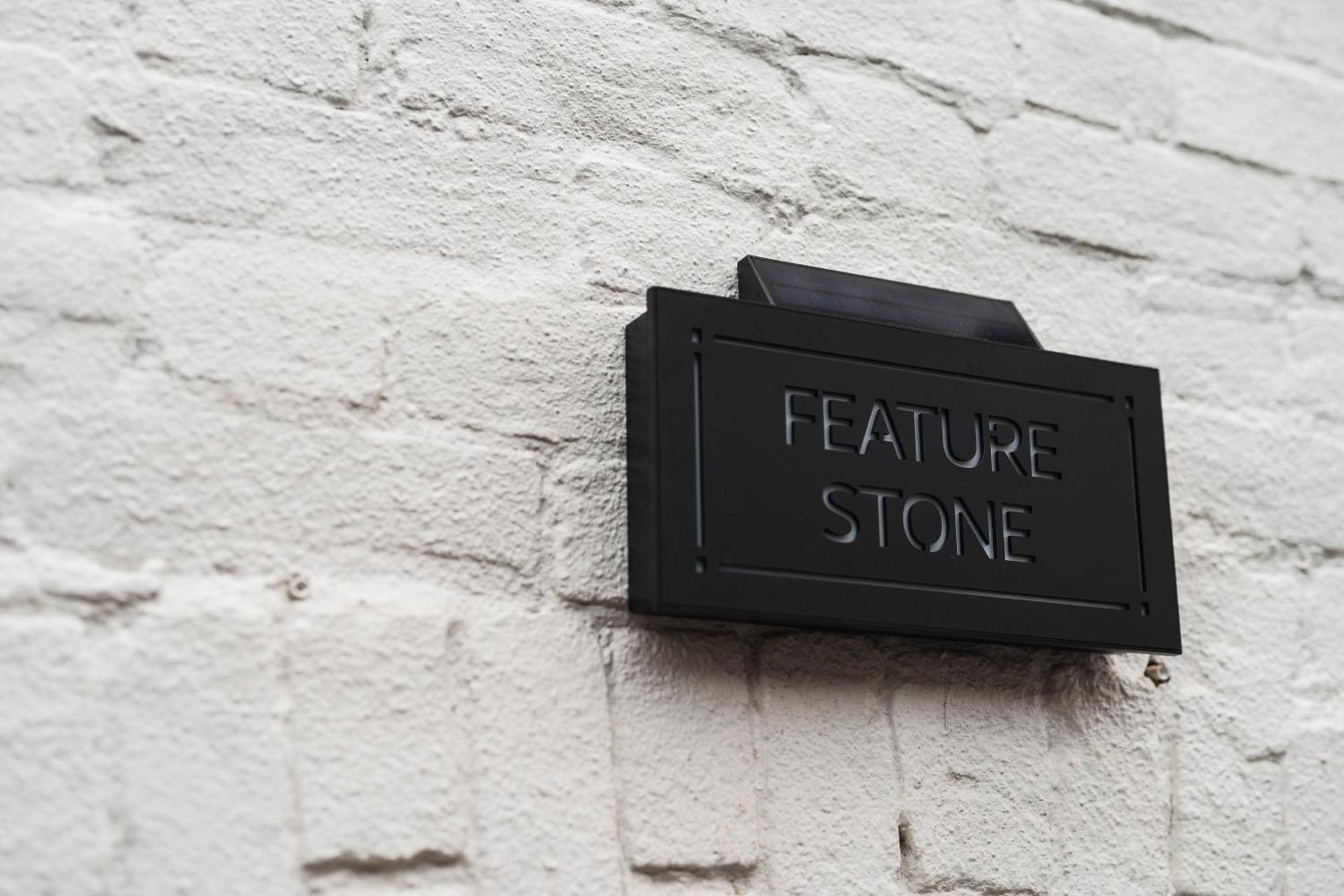 Feature Stone, Stunning Apartment, 2 X King Beds And Single, Sleeps 5 Castle Cary Esterno foto