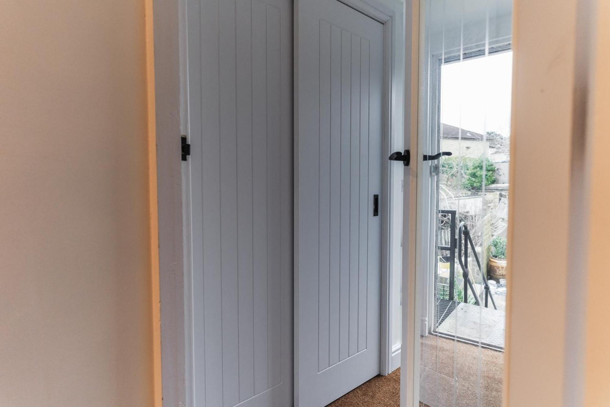 Feature Stone, Stunning Apartment, 2 X King Beds And Single, Sleeps 5 Castle Cary Esterno foto